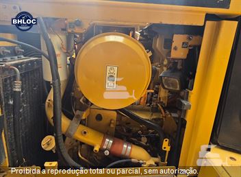 Trator de Esteira Caterpillar D6T