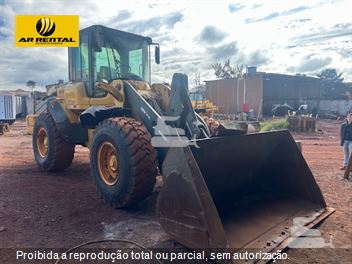 Pá Carregadeira Volvo L90F