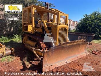 Trator de Esteira Caterpillar D4E