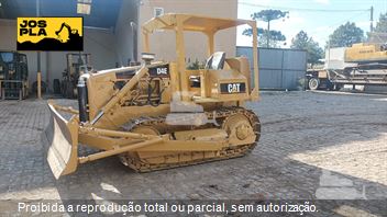 Trator de Esteira Caterpillar D4E