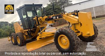 Motoniveladora Caterpillar 12K