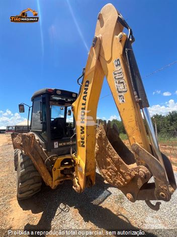 Retro Escavadeira New Holland B110B
