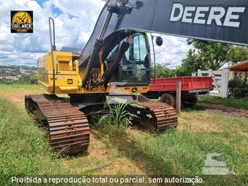 Escavadeira John Deere 210GLC