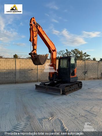 Mini-Escavadeira Doosan DX80R