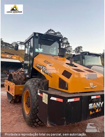 Rolo Compactador Sany SSR120 C10