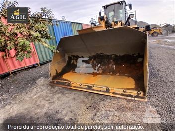 Pá Carregadeira Caterpillar 972L