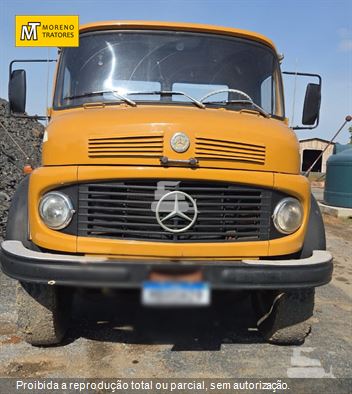 Caminhão Mercedes-Benz L-1513 2p (diesel)