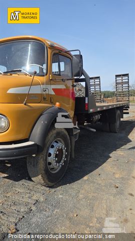 Caminhão Mercedes-Benz L-1513 2p (diesel)