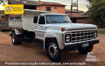 Caminhão Ford F-14000 2p (diesel)