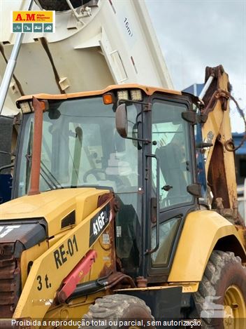 Retro Escavadeira Caterpillar 416F2