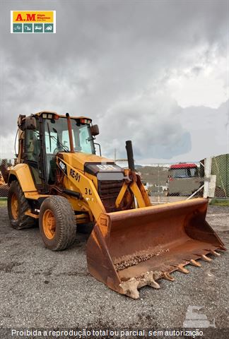 Retro Escavadeira Caterpillar 416F2