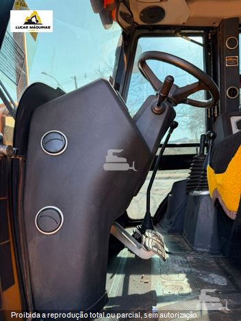Retro Escavadeira JCB 3CX