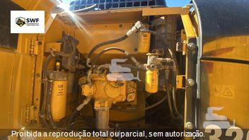 Escavadeira Caterpillar 320D2L