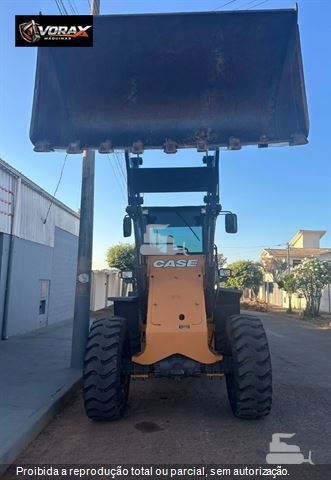 Pá Carregadeira Case W20F