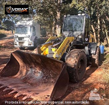 Pá Carregadeira New Holland 12D