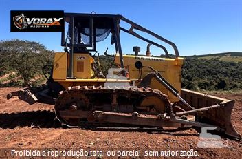 Trator de Esteira New Holland 7D