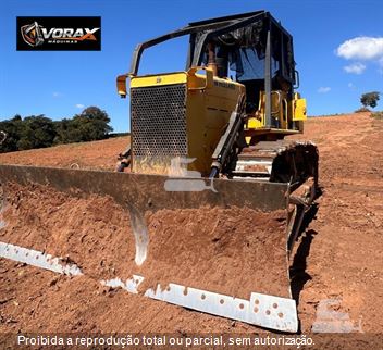 Trator de Esteira New Holland 7D