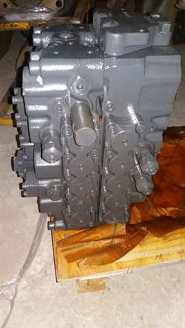 bombas hidraulicas e comandos hidraulicos case